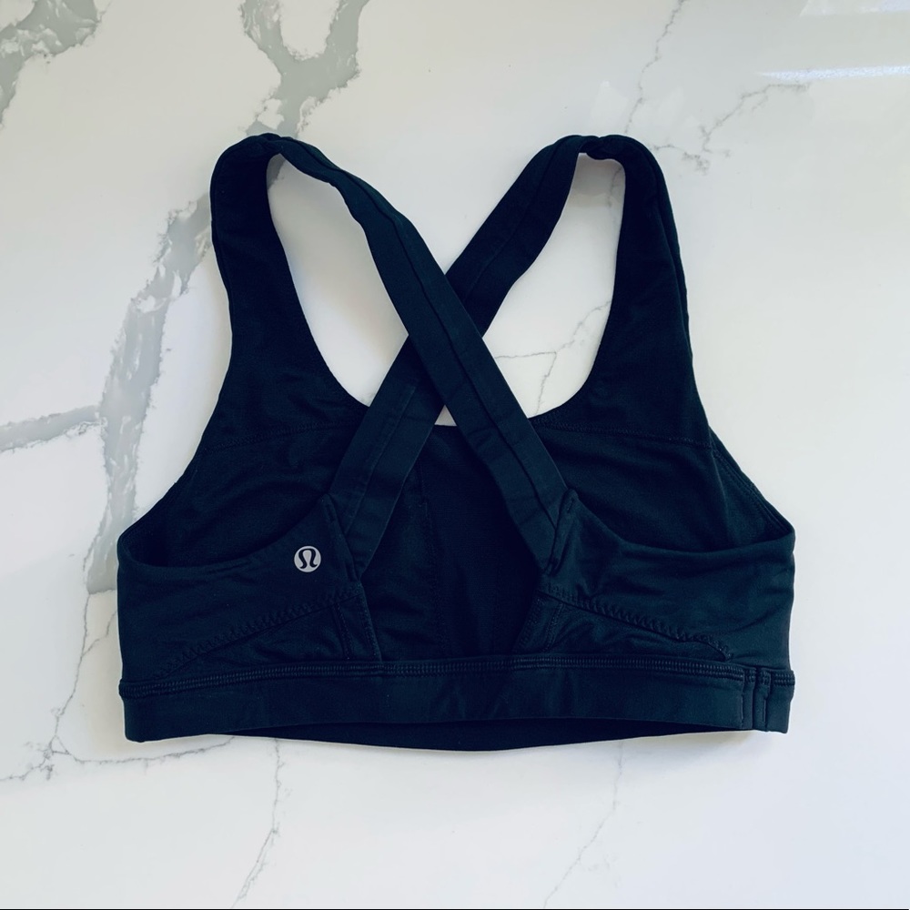Lululemon Athletica black sports bra